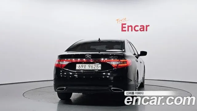 Hyundai Grandeur 2014 thumb 3