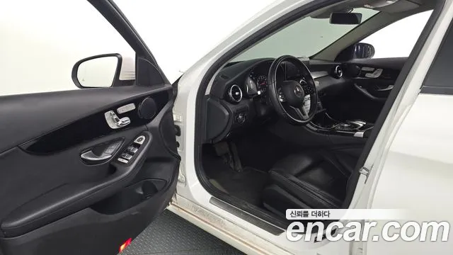 Mercedes-Benz C-Класс 2019 thumb 10