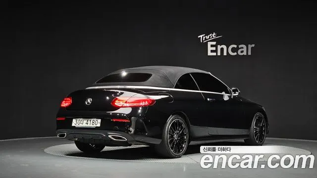 Mercedes-Benz C-Класс 2017 thumb 2