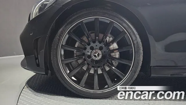 Mercedes-Benz C-Класс 2017 thumb 5
