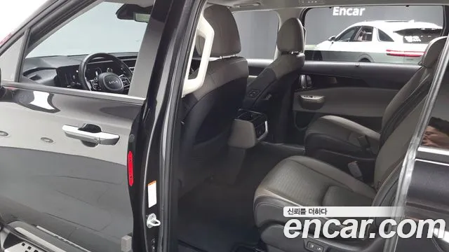 Kia Carnival 2024 thumb 12