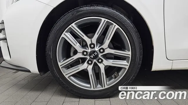 Kia K3 2019 thumb 5