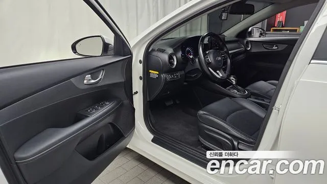 Kia K3 2019 thumb 10