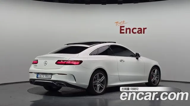 Mercedes-Benz E-Класс 2017 thumb 2