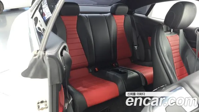 Mercedes-Benz E-Класс 2017 thumb 11