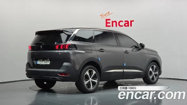 Peugeot 5008 2021 thumb 2