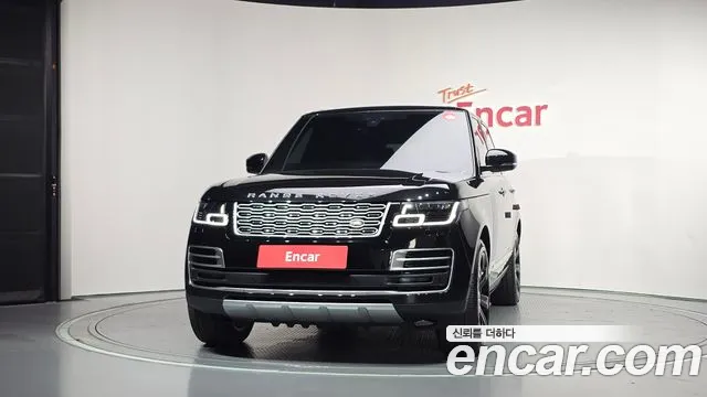 Land Rover Range Rover 2021 thumb 3