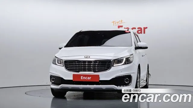 Kia Carnival 2018 thumb 3