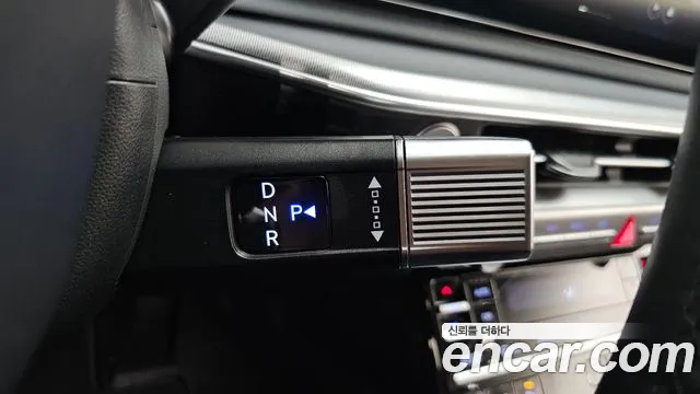 Hyundai Grandeur 2023 thumb 8