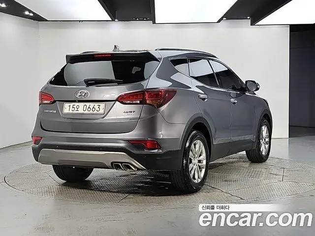 Hyundai Santa Fe 2016 thumb 4