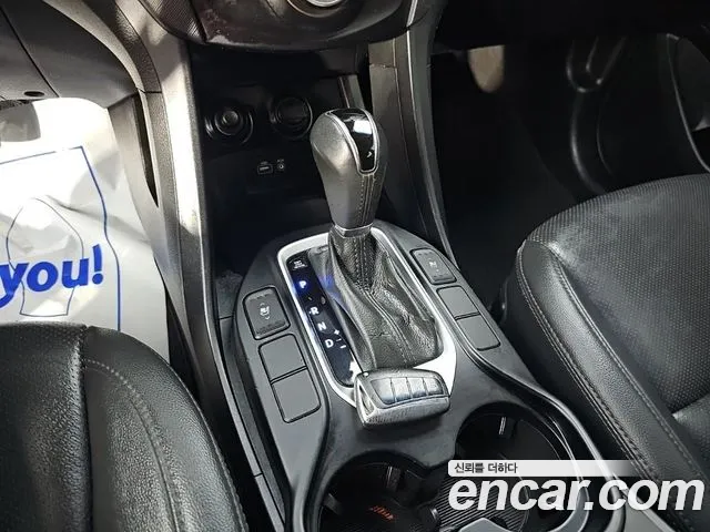 Hyundai Santa Fe 2016 thumb 8