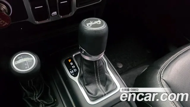 Jeep Wrangler 2018 thumb 9