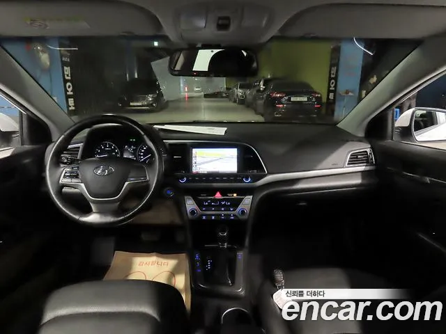 Hyundai Avante 2017 thumb 5