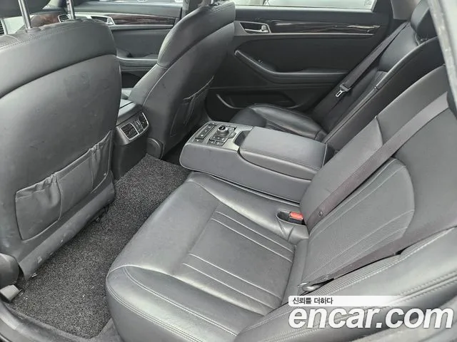 Hyundai Genesis 2015 thumb 4