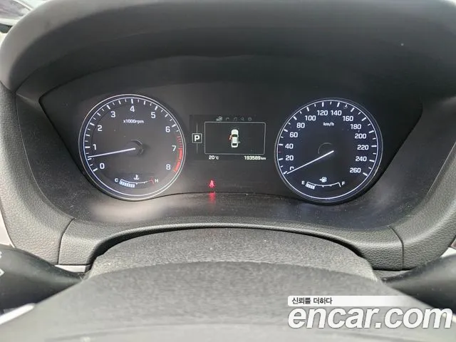 Hyundai Genesis 2015 thumb 6