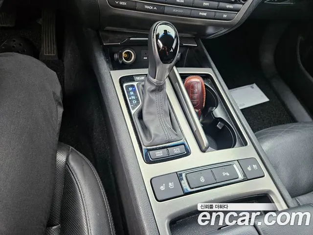 Hyundai Genesis 2015 thumb 9