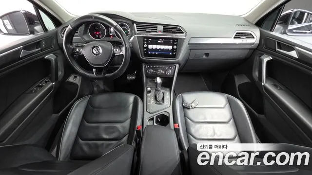 Volkswagen Tiguan 2018 thumb 7