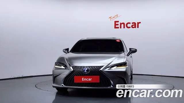 Lexus ES 2019 thumb 3