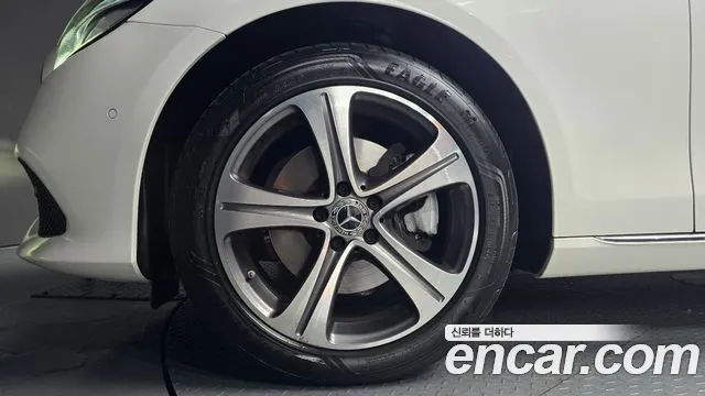 Mercedes-Benz E-Класс 2019 thumb 5