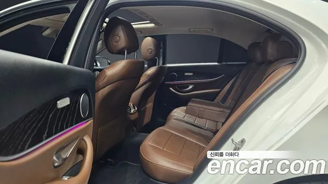 Mercedes-Benz E-Класс 2019 thumb 12