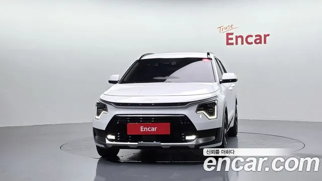 Kia Niro 2023 thumb 3