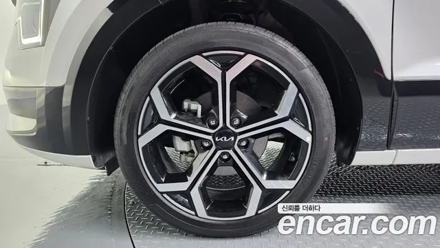 Kia Niro 2023 thumb 5
