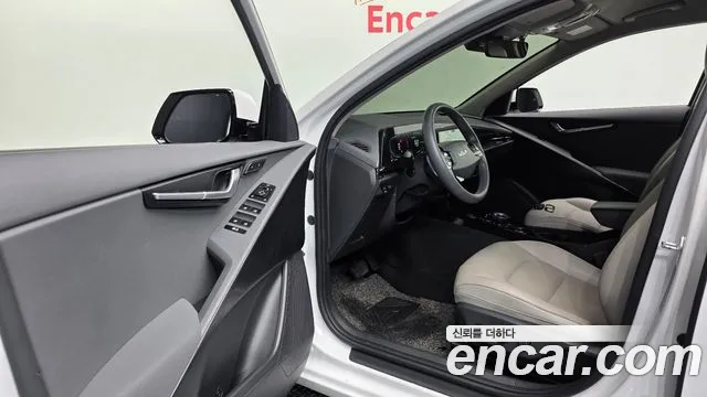 Kia Niro 2023 thumb 10