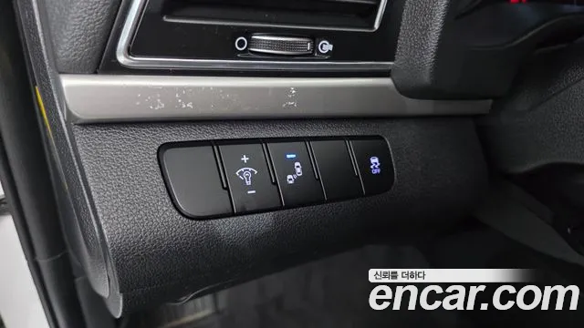 Hyundai Avante 2018 thumb 12