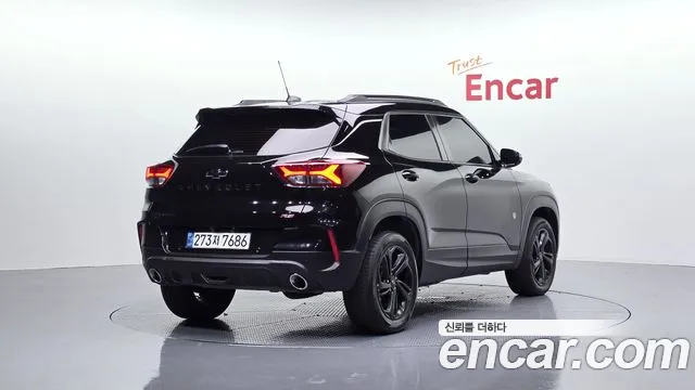 ChevroletGMDaewoo TrailBlazer 2022 thumb 2