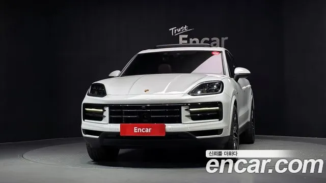 Porsche Cayenne 2025 thumb 3