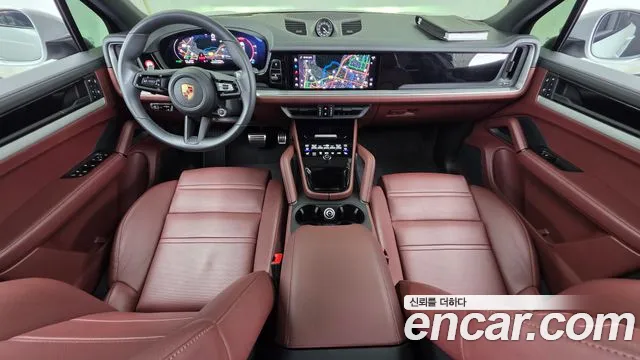 Porsche Cayenne 2025 thumb 7