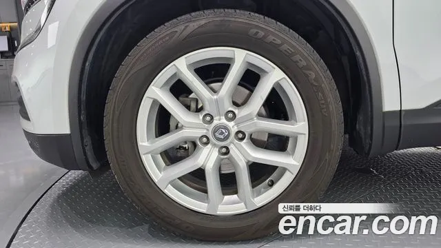Renault-KoreaSamsung Koleos 2018 thumb 4