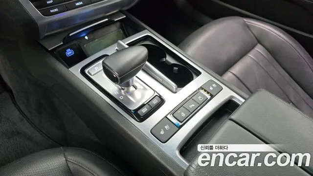Genesis G80 2020 thumb 9