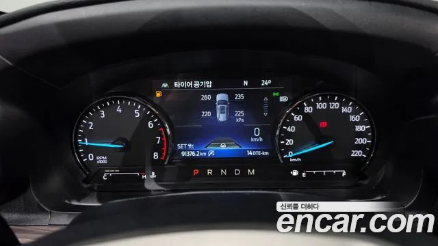 Ford Explorer 2020 thumb 8