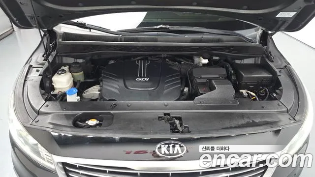 Kia Carnival 2016 thumb 5