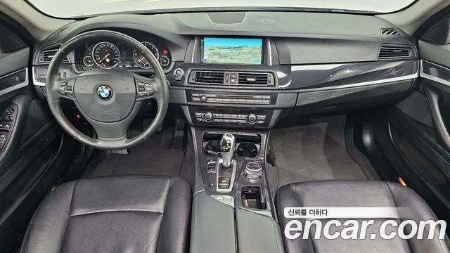 BMW 5-Series 2013 thumb 7