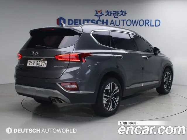 Hyundai Santa Fe 2018 thumb 2