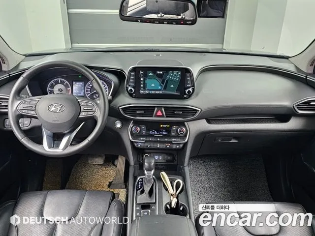 Hyundai Santa Fe 2018 thumb 5