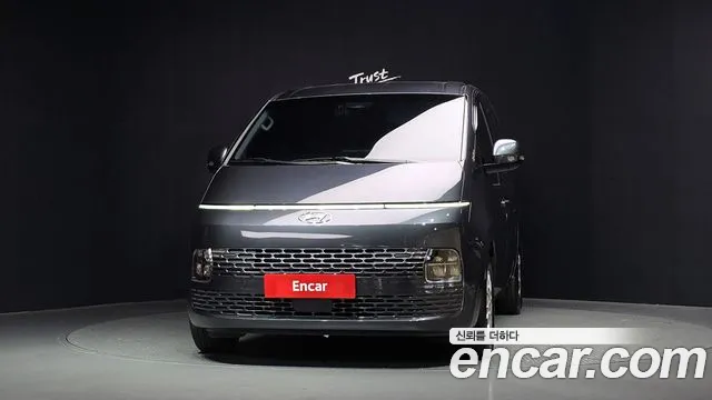 Hyundai Staria 2021 thumb 3