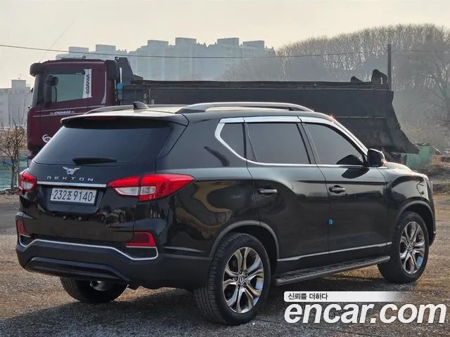 KG_Mobility_Ssangyong Rexton 2017 thumb 4
