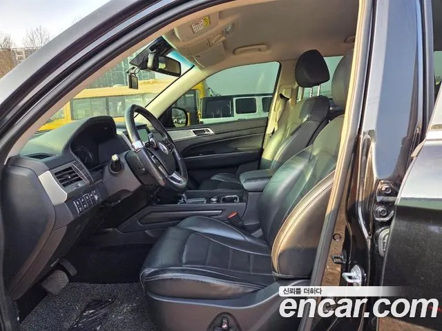 KG_Mobility_Ssangyong Rexton 2017 thumb 5