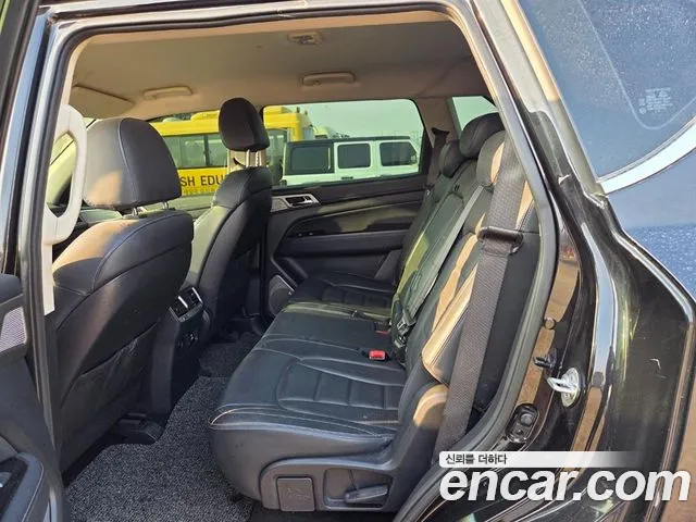 KG_Mobility_Ssangyong Rexton 2017 thumb 6