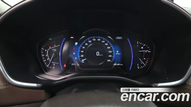 Hyundai Santa Fe 2018 thumb 8