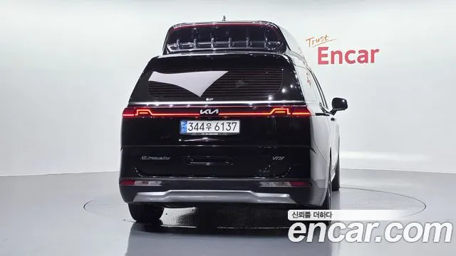 Kia Carnival 2022 thumb 3