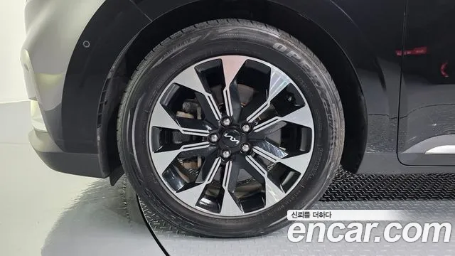 Kia Carnival 2022 thumb 4