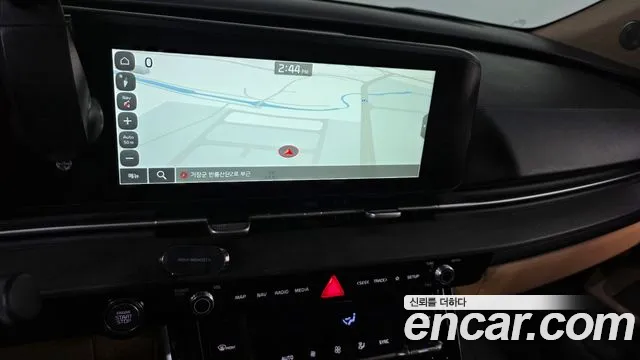 Kia Carnival 2022 thumb 12