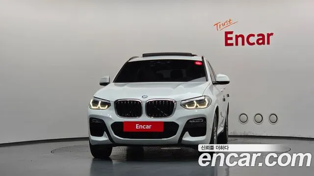BMW X4 2019 thumb 3