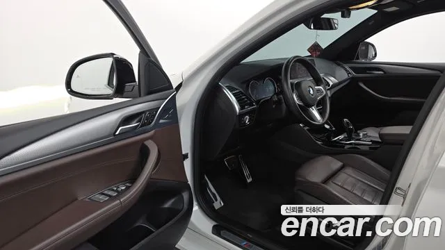 BMW X4 2019 thumb 10