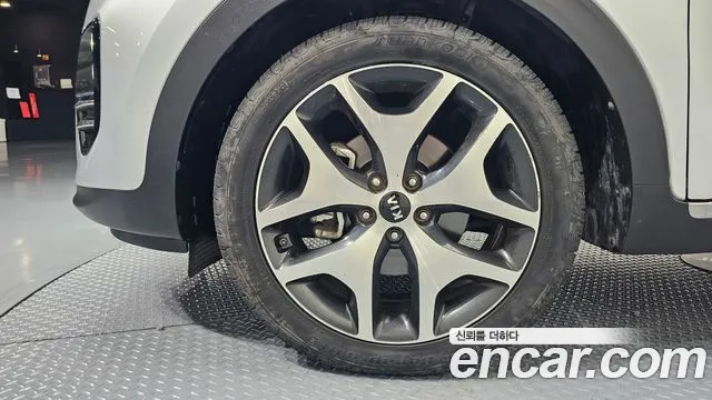 Kia Sportage 2016 thumb 5