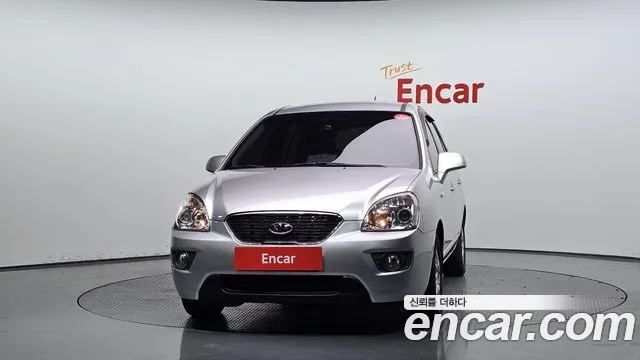 Kia Carens 2011 thumb 3